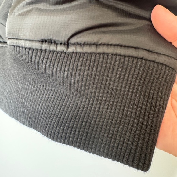 Champion Puffer Vest Black - Picture 8 of 11